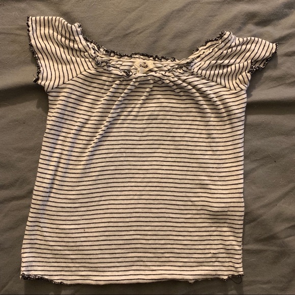 B&W striped over the shoulder top - Picture 1 of 1